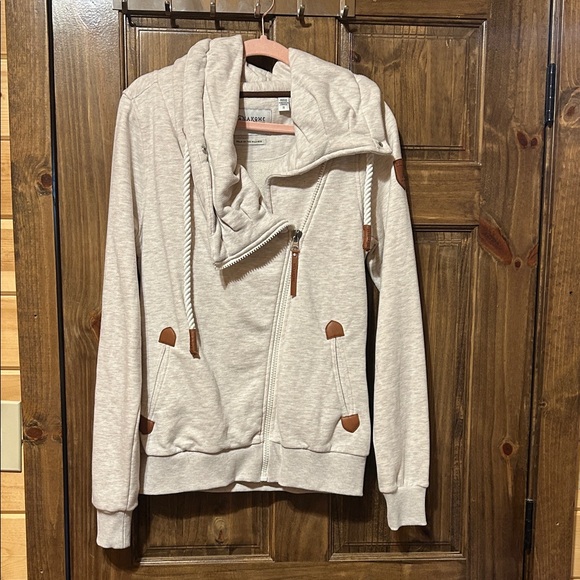 Wanakome zip up hoodie. - Picture 1 of 5